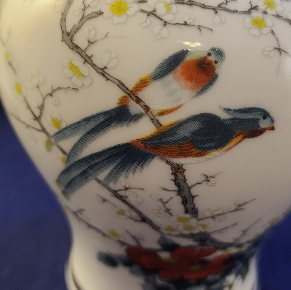 Vtg Jay Fine China Lidded Ginger Jar Japan 8" Exotic Birds - Picture 12 of 12